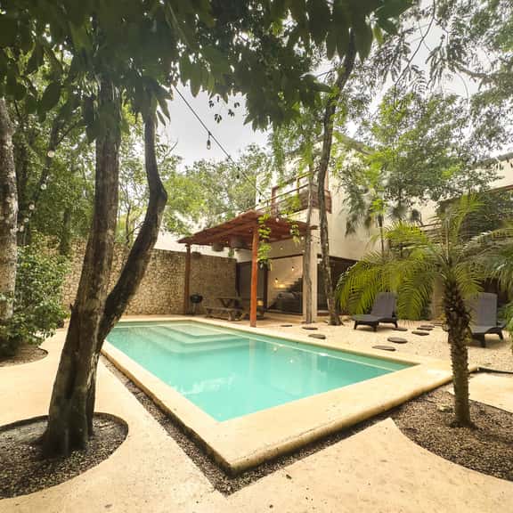 CASA LAM - Image 1