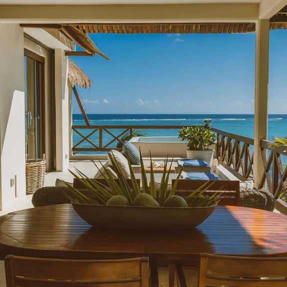 HONEYMOON SUITE - Image 1